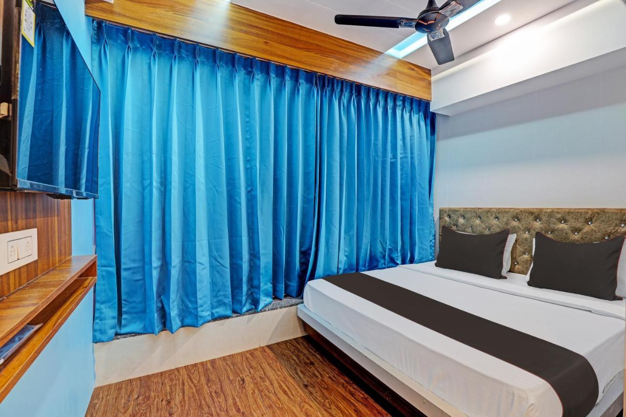 Collection O Hotel Swarg 苏拉特 外观 照片